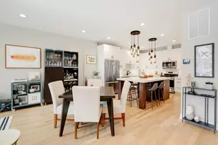 2404 W Moffat St, Chicago, IL 60647 - Photo 17