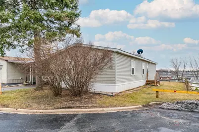 600 Hillcrest Street, Crystal Lake, IL 60014 - Photo 1