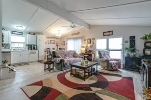 600 Hillcrest St, Crystal Lake, IL 60014 - Photo 3