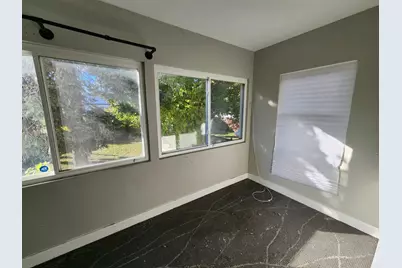 9350 S Manistee Avenue, Chicago, IL 60617 - Photo 9