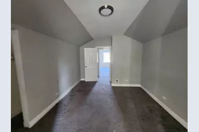 9350 S Manistee Avenue, Chicago, IL 60617 - Photo 11