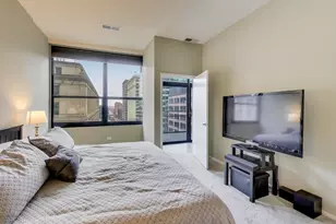 130 S Canal St, Chicago, IL 60606 - Photo 17