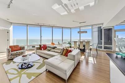 340 E Randolph Street #4901, Chicago, IL 60601 - Photo 5