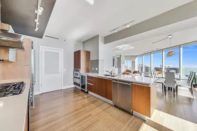 340 E Randolph Street #4901, Chicago, IL 60601 - Photo 11