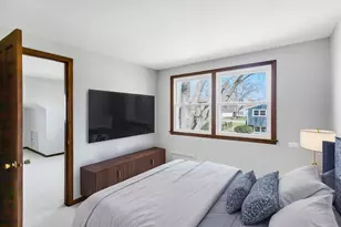 915 N Saratoga Dr, Palatine, IL 60074 - Photo 25