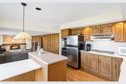 915 N Saratoga Drive, Palatine, IL 60074 - Photo 13