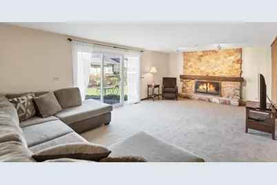 915 N Saratoga Drive, Palatine, IL 60074 - Photo 3