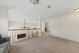 630 Thornwood Way, South Elgin, IL 60177 - Photo 11