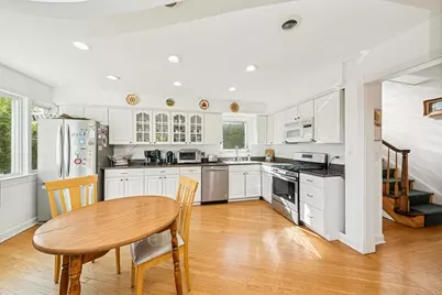 6433 N Drake Avenue, Lincolnwood, IL 60712 - Photo 9