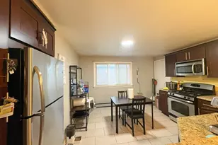 3925 W 47th St, Chicago, IL 60632 - Photo 3