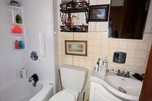 407 N 1st St, Fairbury, IL 61739 - Photo 9