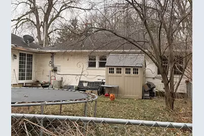 407 N 1st Street, Fairbury, IL 61739 - Photo 3