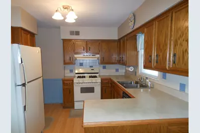 1004 Westminster Road, Joliet, IL 60435 - Photo 9