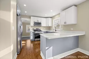 213 S Yale Ave, Villa Park, IL 60181 - Photo 9