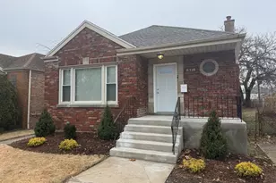 8318 S Blackstone Ave, Chicago, IL 60619 - Photo 1