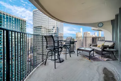 300 N State Street #4303, Chicago, IL 60654 - Photo 11