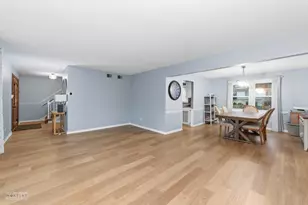 1000 S Raven Rd, Shorewood, IL 60404 - Photo 5