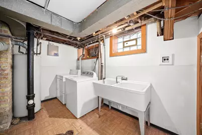 3110 W Jarvis Avenue, Chicago, IL 60645 - Photo 11