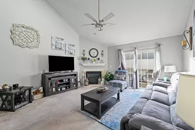 3915 Balmoral Drive, Champaign, IL 61822 - Photo 9