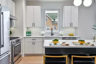 5256 W Newport Ave, Chicago, IL 60641 - Photo 3