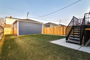 5256 W Newport Ave, Chicago, IL 60641 - Photo 31