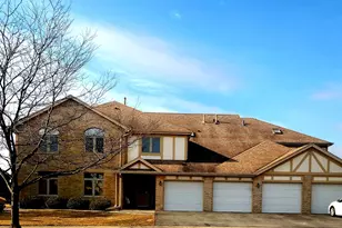 18440 Pine Lake Dr, Tinley Park, IL 60477 - Photo 1