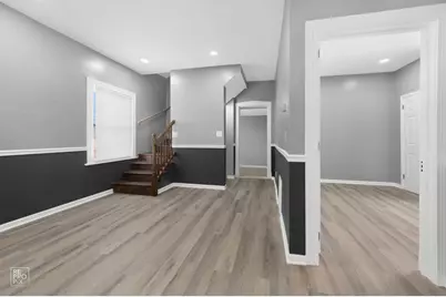 9549 S Calumet Avenue, Chicago, IL 60628 - Photo 9