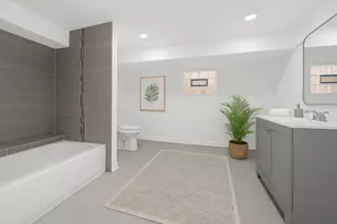 9549 S Calumet Ave, Chicago, IL 60628 - Photo 29