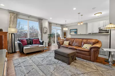 34W655 Roosevelt Avenue #D, Saint Charles, IL 60174 - Photo 5