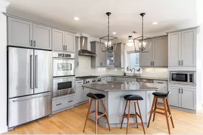 3418 N Ashland Avenue #4N, Chicago, IL 60657 - Photo 3