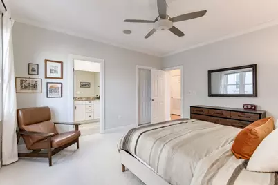 3418 N Ashland Avenue #4N, Chicago, IL 60657 - Photo 13