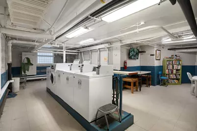 538 W Brompton Avenue #2E, Chicago, IL 60657 - Photo 15