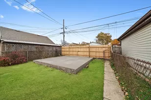 6849 S Keeler Ave, Chicago, IL 60629 - Photo 25