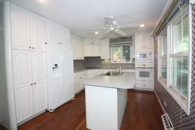 12 S Princeton Court, Arlington Heights, IL 60005 - Photo 7