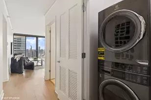 225 N Columbus Dr, Chicago, IL 60601 - Photo 17