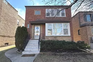 2649 W Balmoral Ave, Chicago, IL 60625 - Photo 1