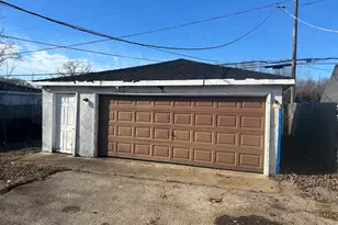 1408 Barberry Ln, Round Lake Beach, IL 60073 - Photo 3