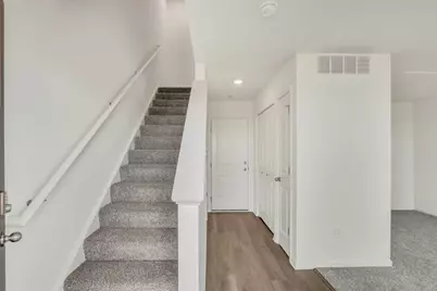 422 Lakeshore Court, Saint Charles, IL 60174 - Photo 19