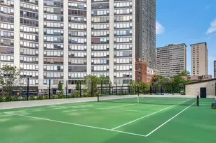 3930 N Pine Grove Ave, Chicago, IL 60613 - Photo 31