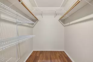 700 Perrie Dr, Elk Grove Village, IL 60007 - Photo 15