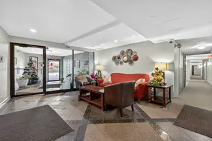 700 Perrie Dr, Elk Grove Village, IL 60007 - Photo 21