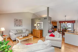 [Address not provided], New Lenox, IL 60451 - Photo 3