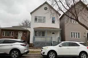 450 W 46th Pl, Chicago, IL 60609 - Photo 1