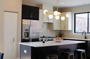 310 Lincoln St, Mount Prospect, IL 60056 - Photo 3