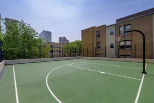 3930 N Pine Grove Ave, Chicago, IL 60613 - Photo 31