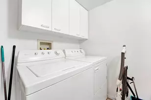 [Address not provided], Evanston, IL 60201 - Photo 35