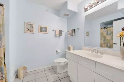 [Address not provided], Evanston, IL 60201 - Photo 27