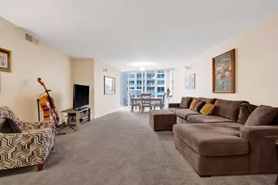 [Address not provided], Evanston, IL 60201 - Photo 13