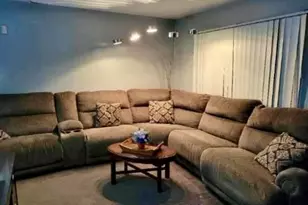 4217 Greenbrier Ln, Richton Park, IL 60471 - Photo 3