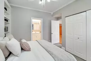 1136 W Pratt Blvd, Chicago, IL 60626 - Photo 13